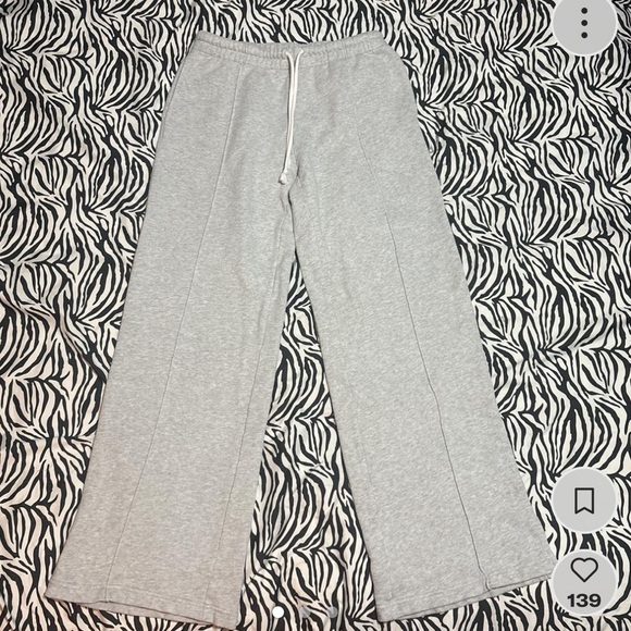 aerie gray sweatpants wide leg pants 2 pockets size Medium - Picture 3 of 4